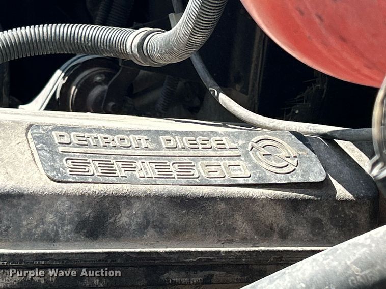 image for item DR4699 2003 Freightliner Century Class  semi truck