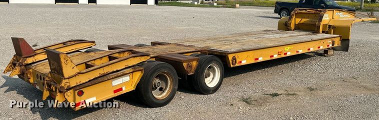 image for item DR4728 2000 Eager Beaver 25GLB  lowboy equipment trailer