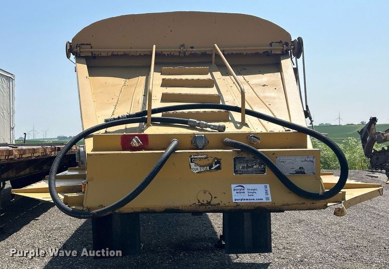 image for item DR4740 1987 Flowboy ST1000  belt trailer