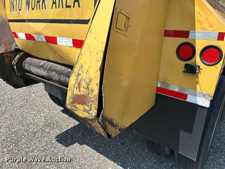 image for item DR4740 1987 Flowboy ST1000  belt trailer