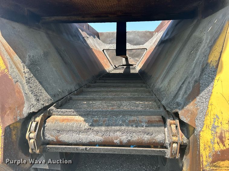 image for item DR4740 1987 Flowboy ST1000  belt trailer