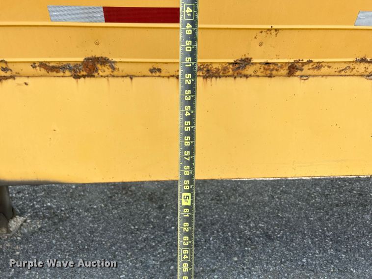 image for item DR4740 1987 Flowboy ST1000  belt trailer