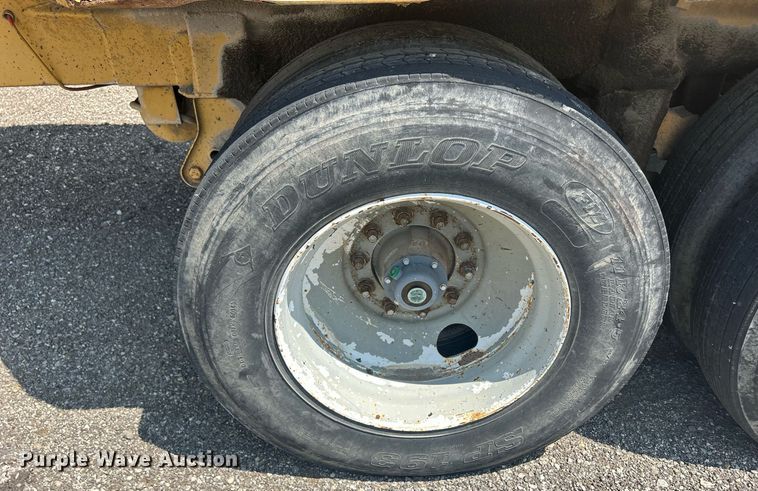 image for item DR4740 1987 Flowboy ST1000  belt trailer