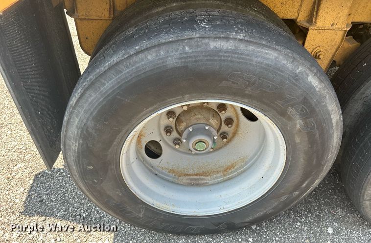 image for item DR4740 1987 Flowboy ST1000  belt trailer