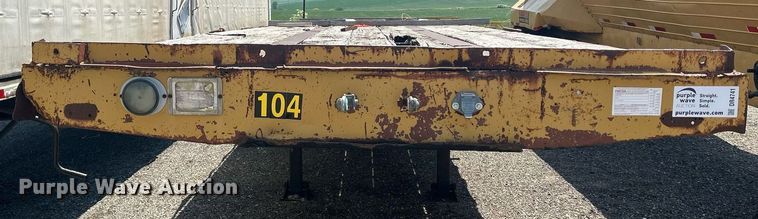 image for item DR4741 1972 American Motors  flatbed trailer