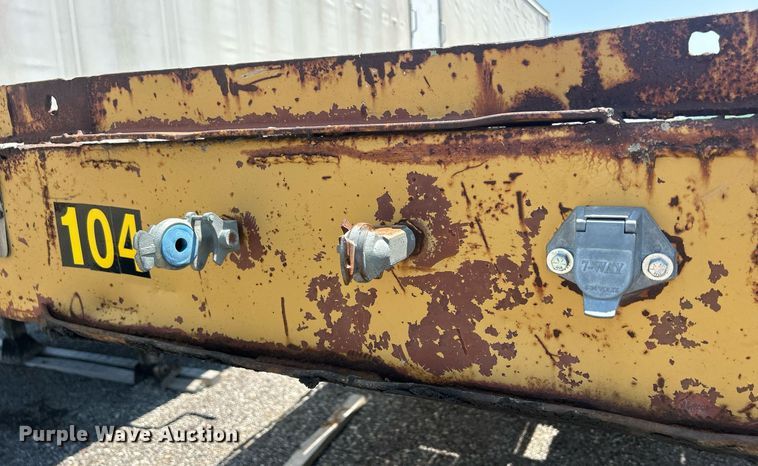 image for item DR4741 1972 American Motors  flatbed trailer