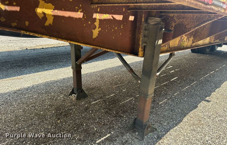 image for item DR4741 1972 American Motors  flatbed trailer