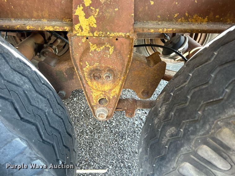 image for item DR4741 1972 American Motors  flatbed trailer