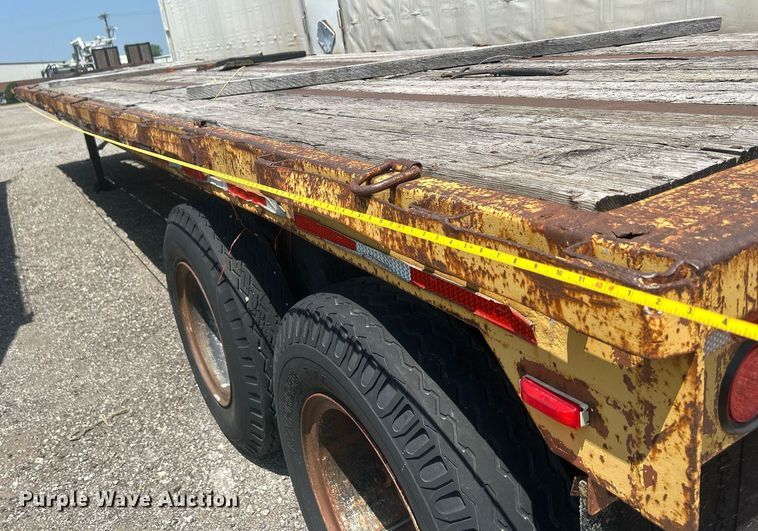 image for item DR4741 1972 American Motors  flatbed trailer