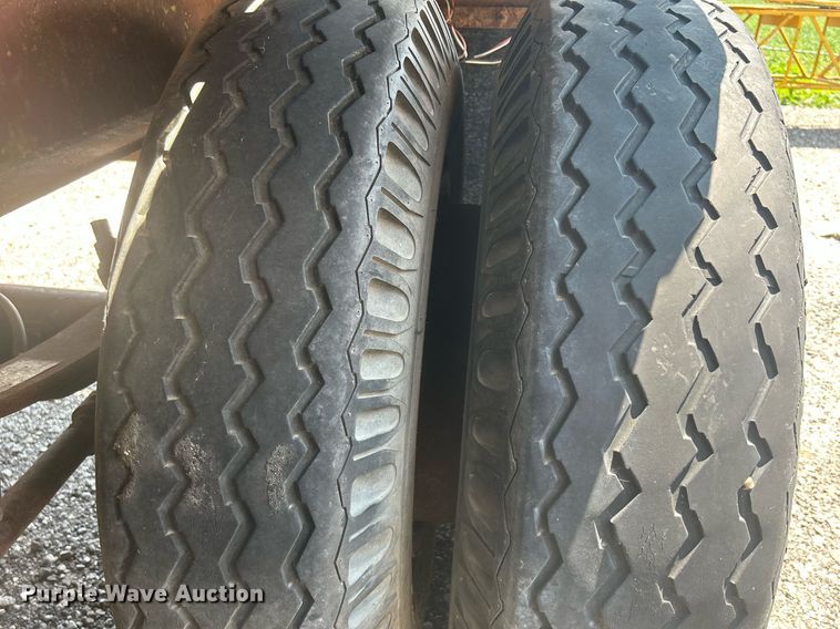 image for item DR4741 1972 American Motors  flatbed trailer