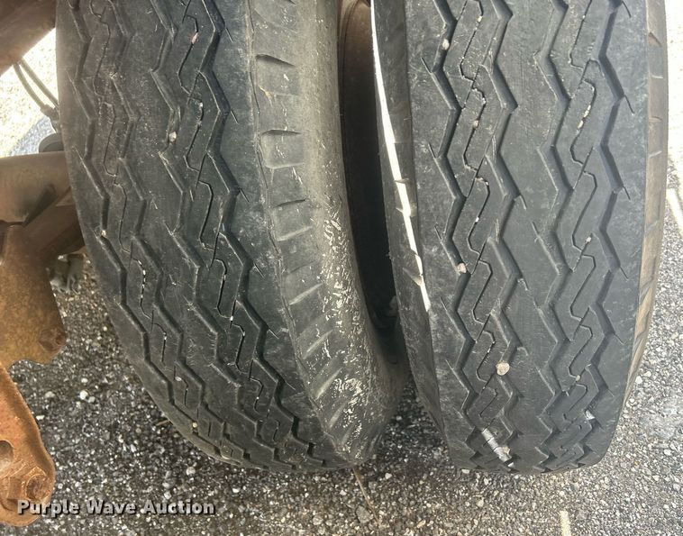 image for item DR4741 1972 American Motors  flatbed trailer