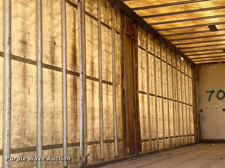 image for item DR4742 1995 NuVan  side curtain trailer