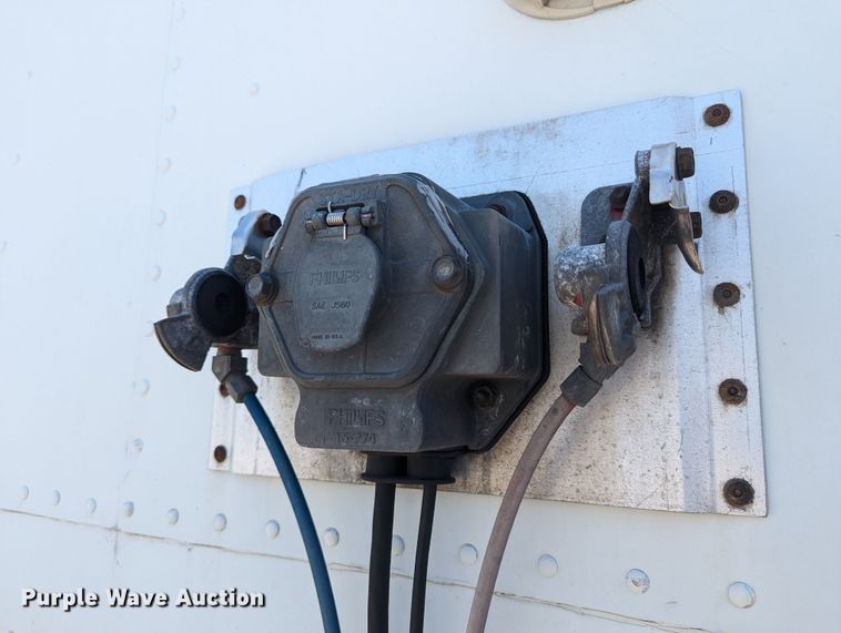 image for item DR6976 1996 Stoughton  dry van trailer