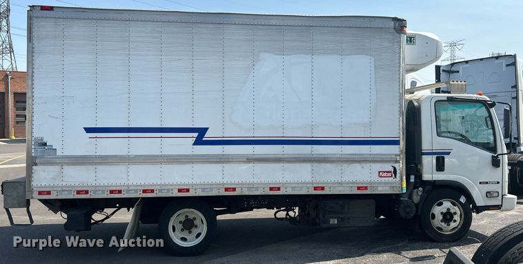 image for item DS8995 2016 Isuzu NRR  refrigerated truck