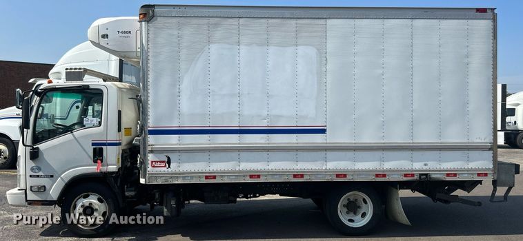 image for item DS8995 2016 Isuzu NRR  refrigerated truck