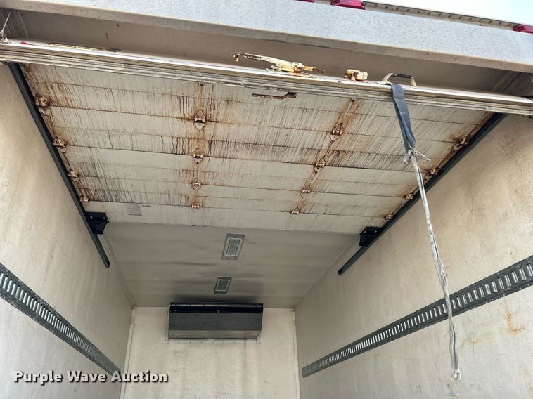 image for item DS8995 2016 Isuzu NRR  refrigerated truck