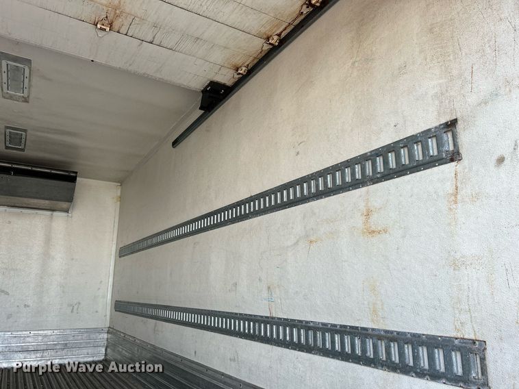 image for item DS8995 2016 Isuzu NRR  refrigerated truck