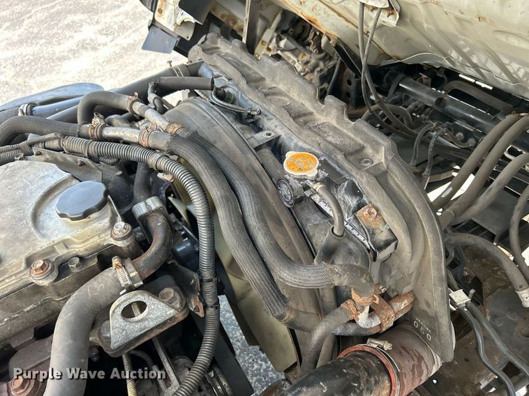 image for item DS8995 2016 Isuzu NRR  refrigerated truck