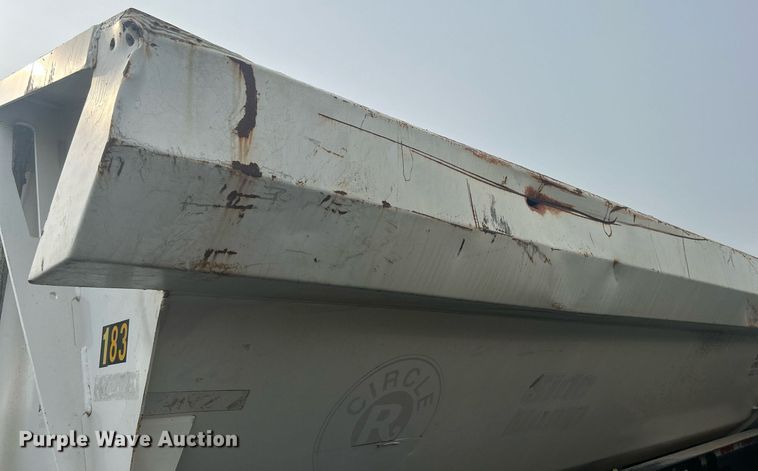 image for item DS8999 2005 Thurston  side dump trailer