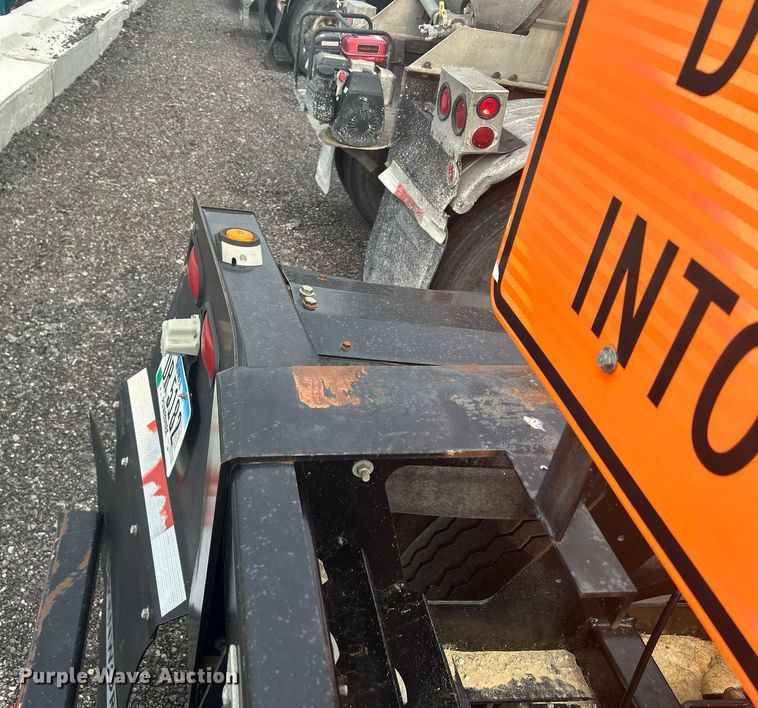 image for item DS8999 2005 Thurston  side dump trailer