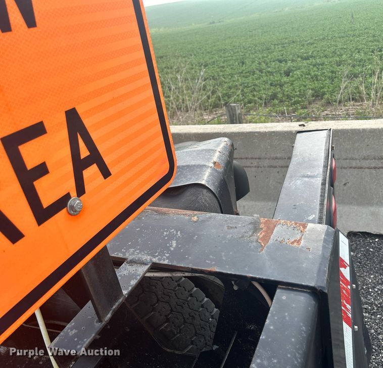 image for item DS8999 2005 Thurston  side dump trailer