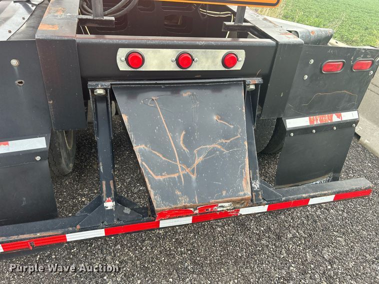 image for item DS8999 2005 Thurston  side dump trailer