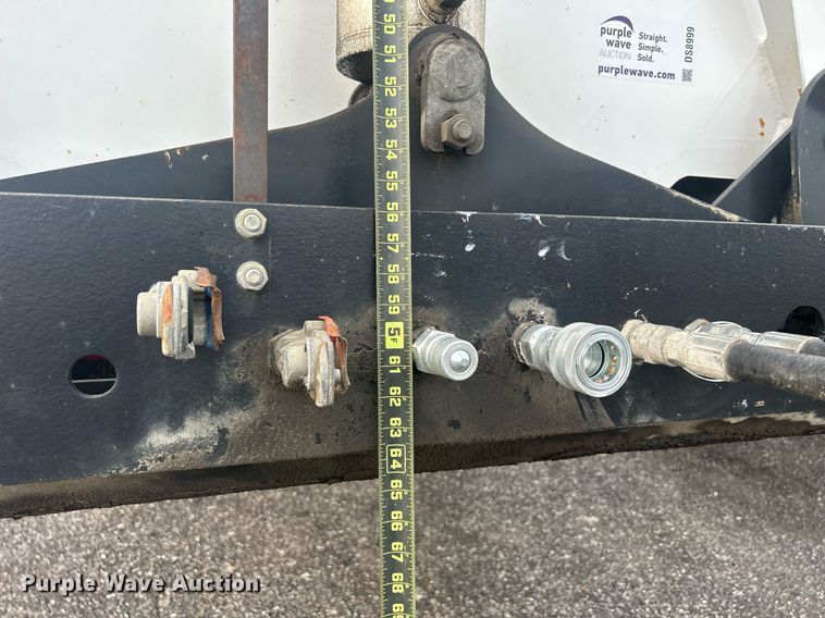 image for item DS8999 2005 Thurston  side dump trailer