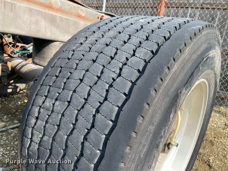 image for item GA9662 SAF-Holland Inc CBX40-4816  rear axle assembly