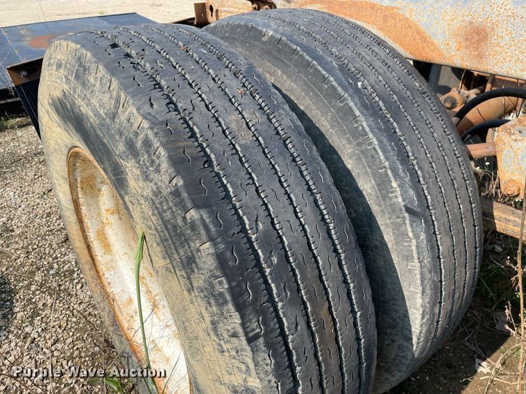 image for item GA9663 Hutchens Industries  rear axle assembly