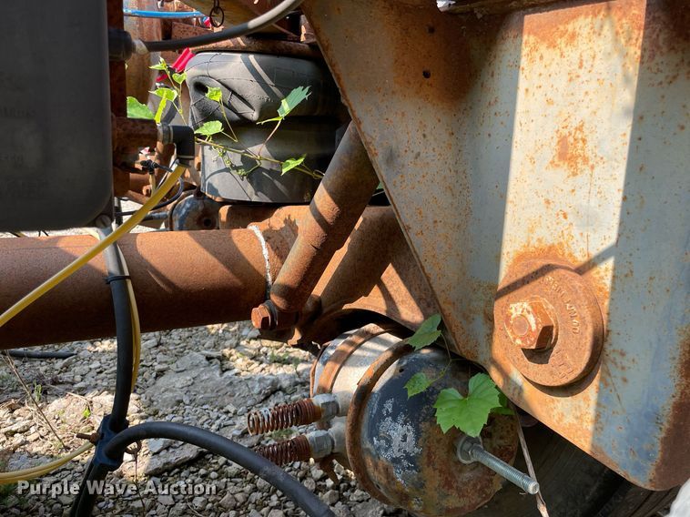 image for item GA9664 Hutchens Industries  rear axle assembly