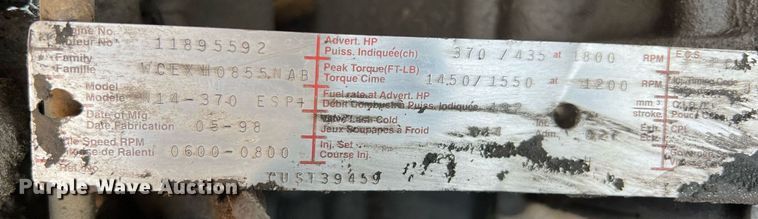 image for item II9150 1999 International 9400  semi truck