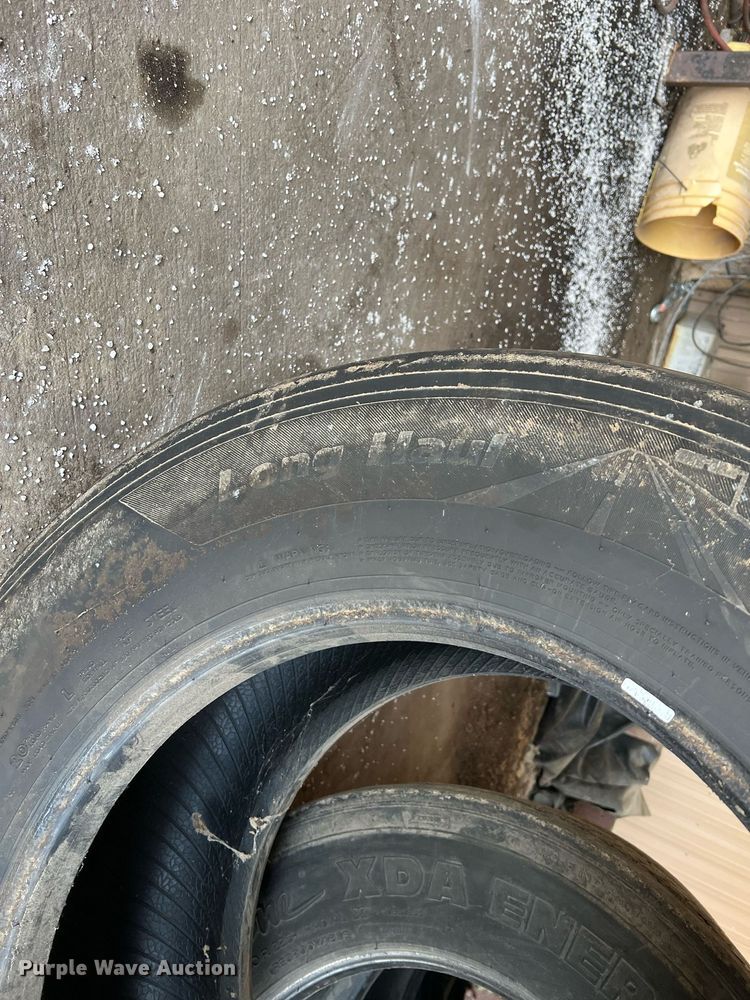 image for item II9151 Tires and wheels