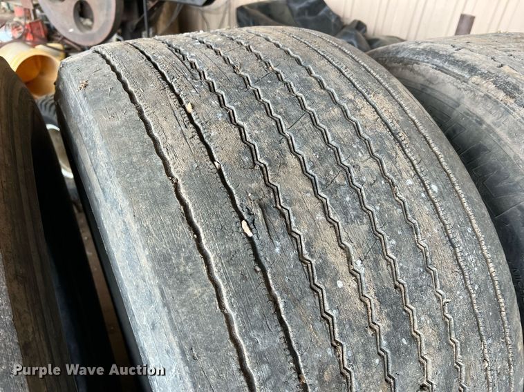 image for item II9151 Tires and wheels