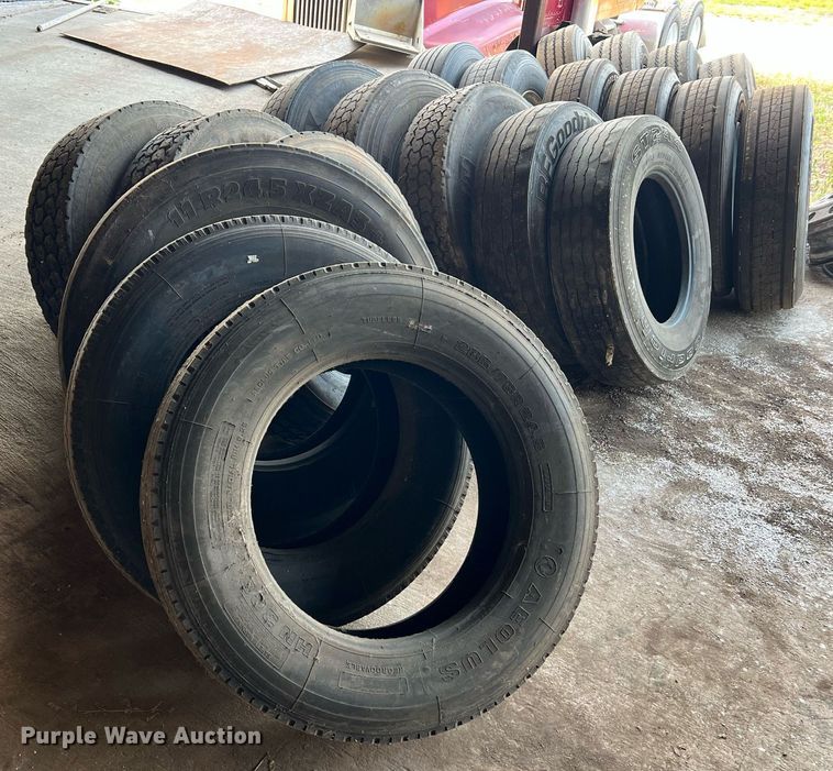 image for item II9151 Tires and wheels