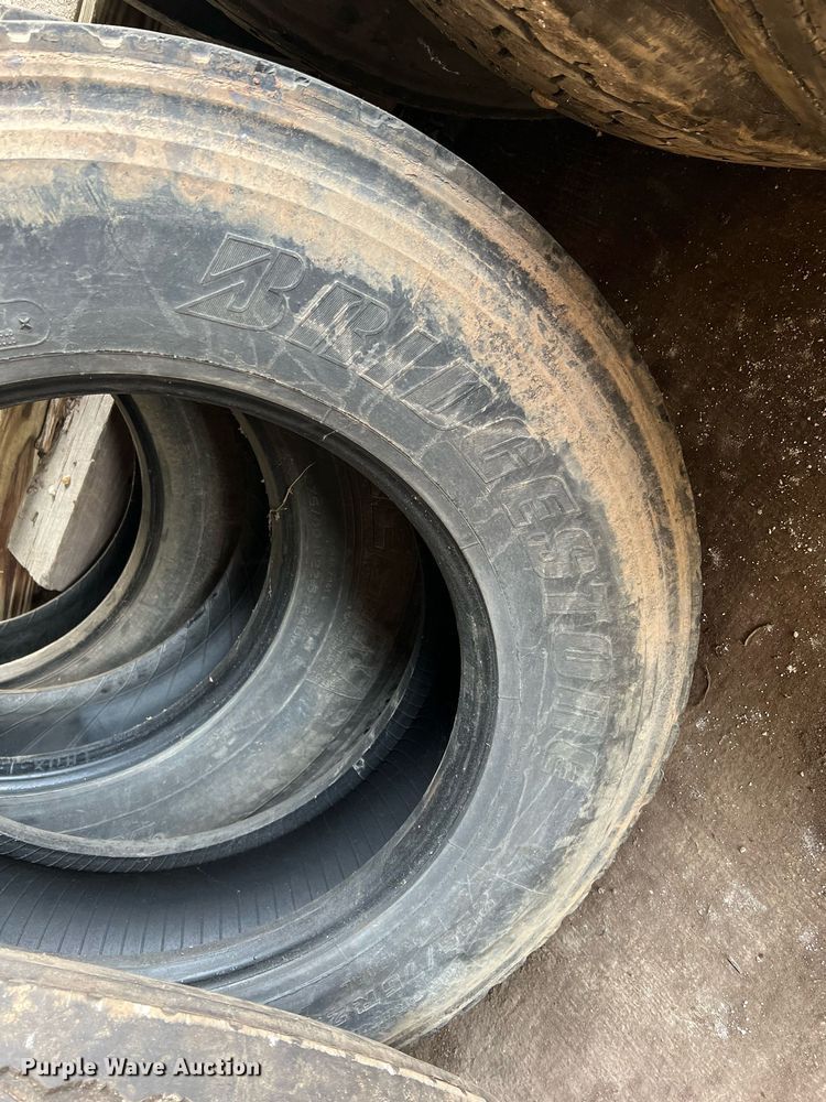 image for item II9151 Tires and wheels