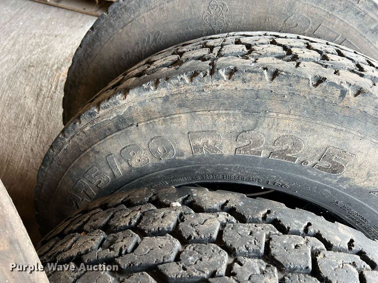 image for item II9151 Tires and wheels