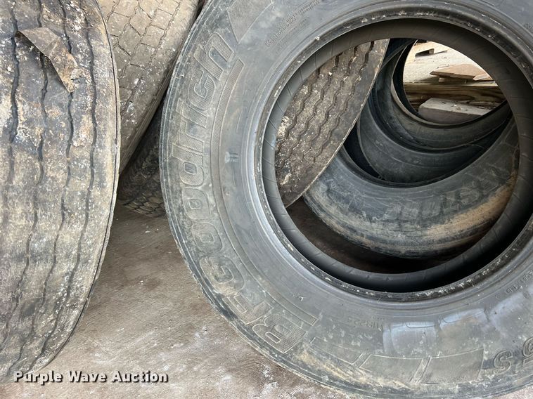 image for item II9151 Tires and wheels