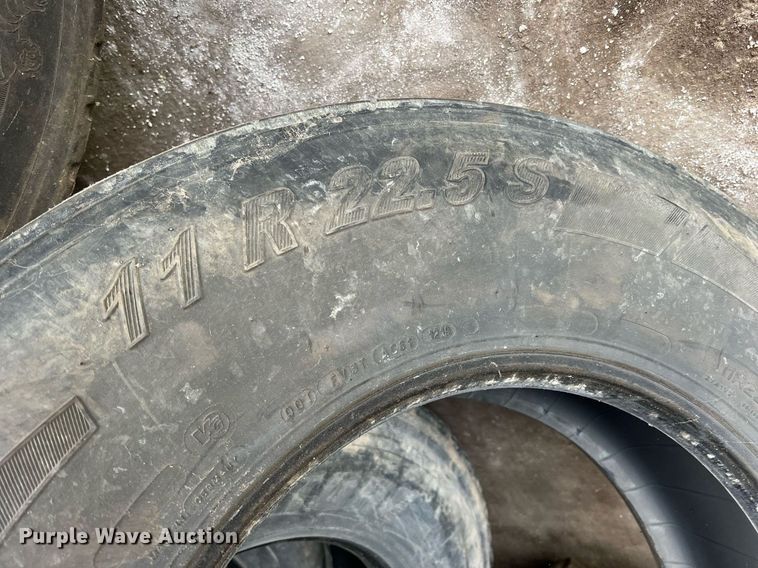 image for item II9151 Tires and wheels