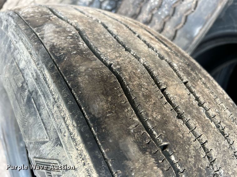 image for item II9151 Tires and wheels