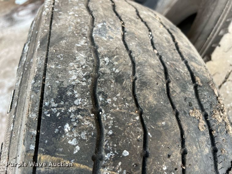 image for item II9151 Tires and wheels