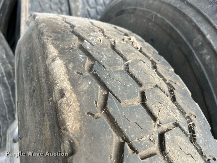 image for item II9151 Tires and wheels