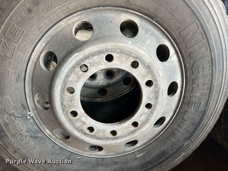 image for item II9151 Tires and wheels