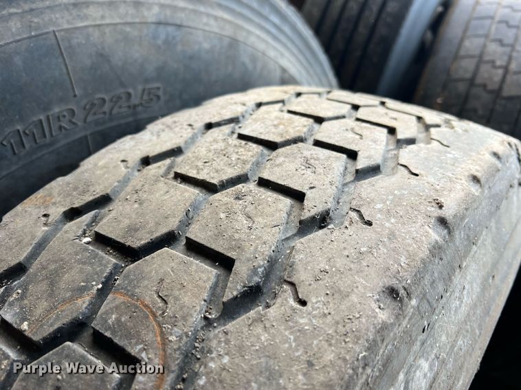 image for item II9151 Tires and wheels