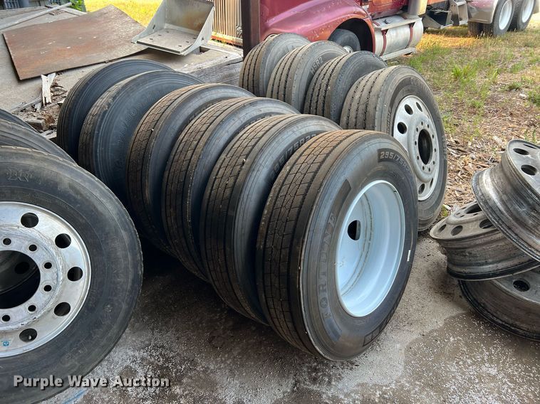image for item II9151 Tires and wheels