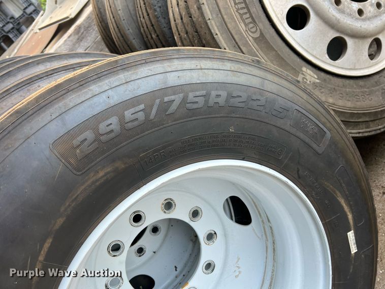 image for item II9151 Tires and wheels