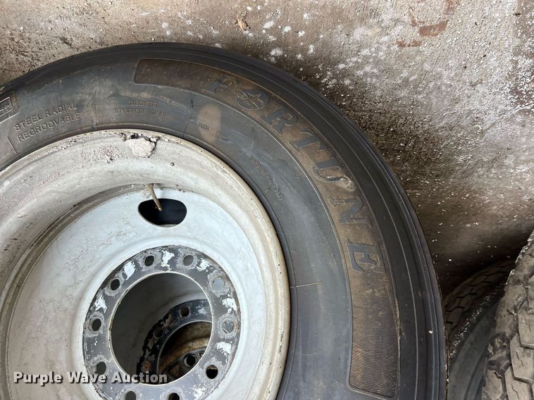 image for item II9151 Tires and wheels