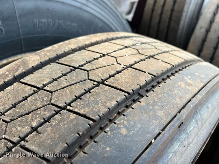 image for item II9151 Tires and wheels