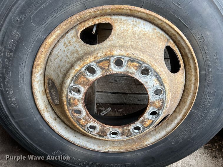 image for item II9151 Tires and wheels