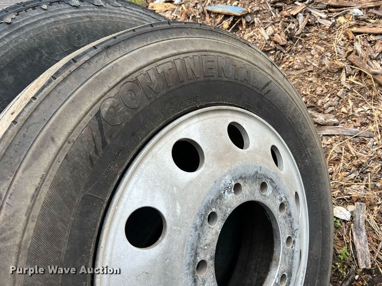 image for item II9151 Tires and wheels