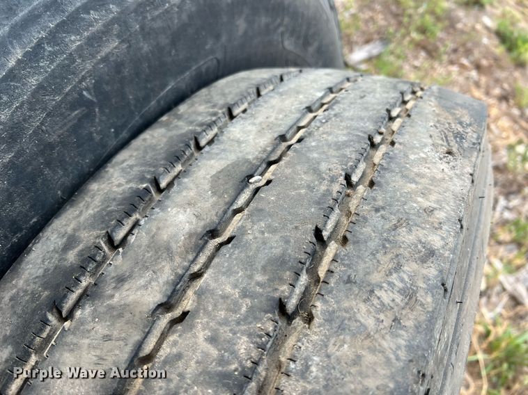 image for item II9151 Tires and wheels